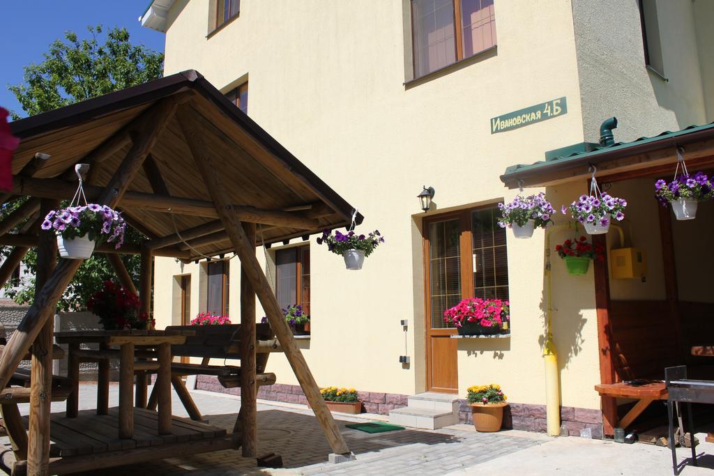 Raubichi Hotel Exterior photo
